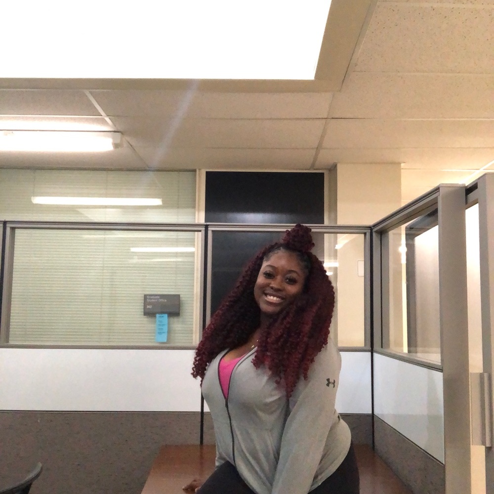 Meet your Posher, Naomi